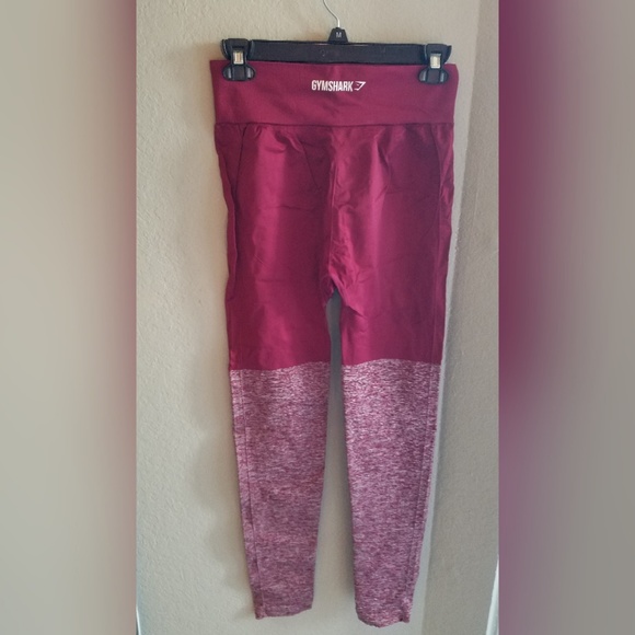 Gymshark Leggings (never worn). - Picture 2 of 3